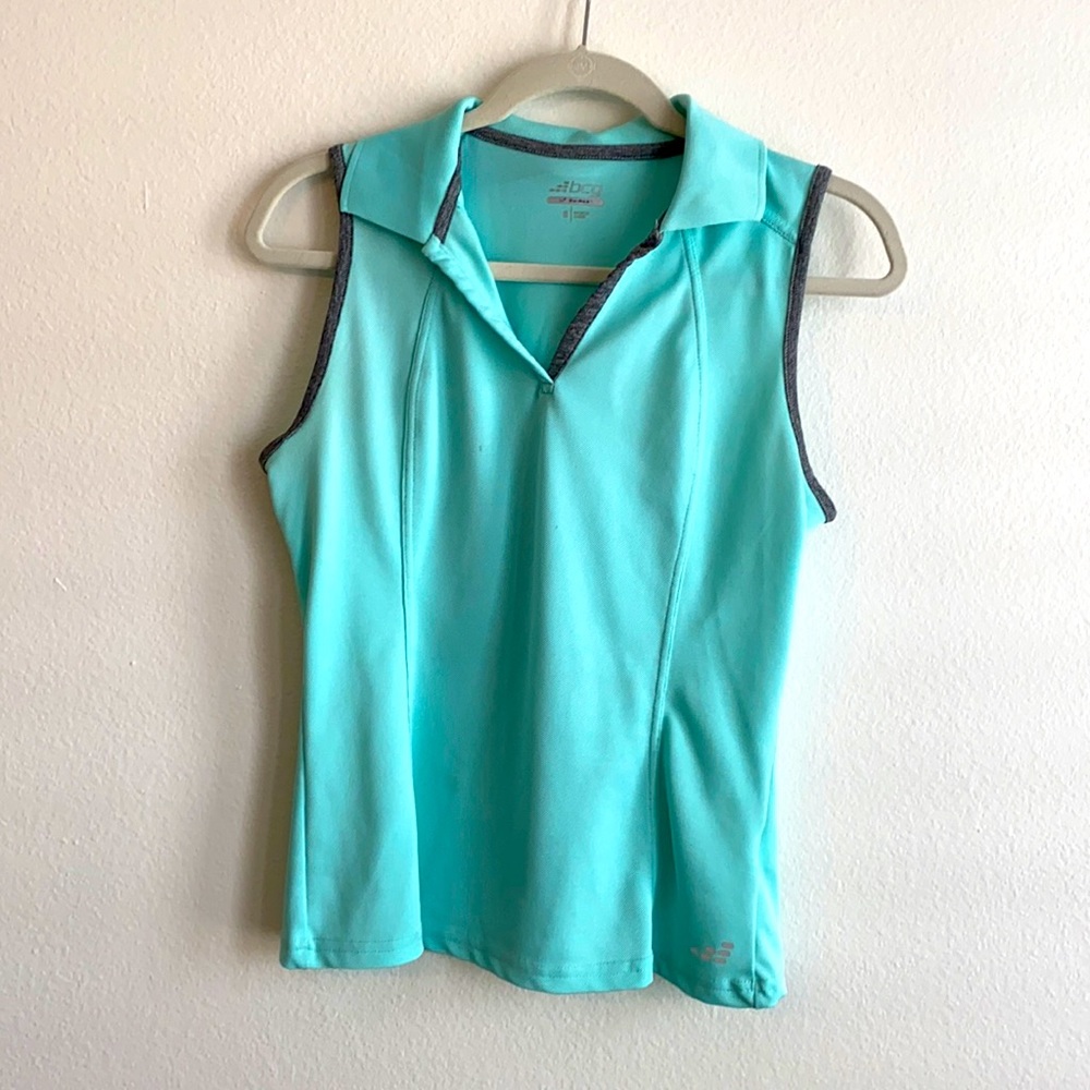 Women’s golf top